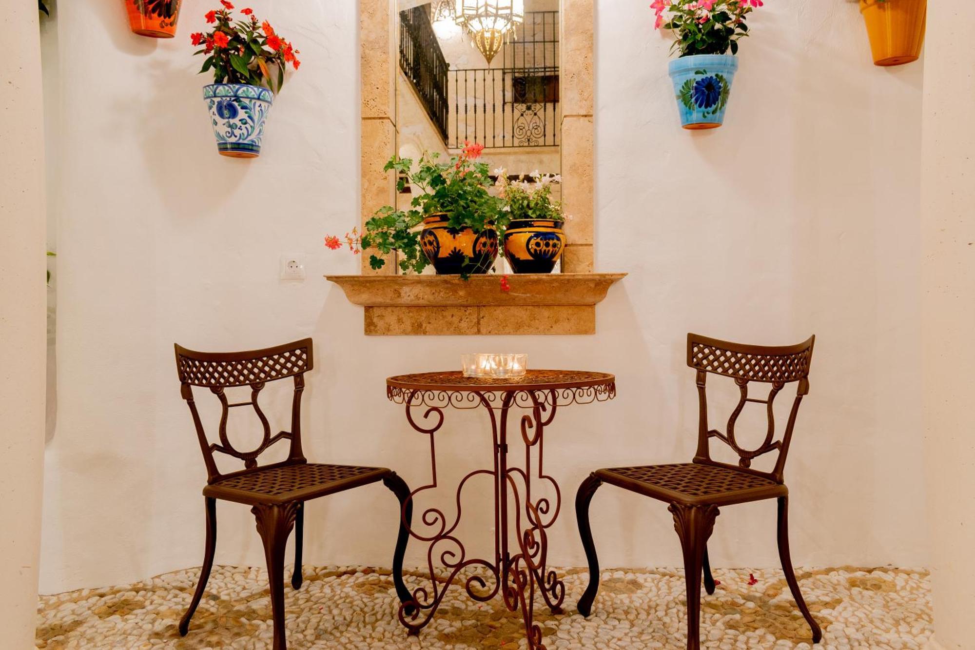 Casa Del Patio - Boutique Apartments (Adults Only) Estepona Ngoại thất bức ảnh
