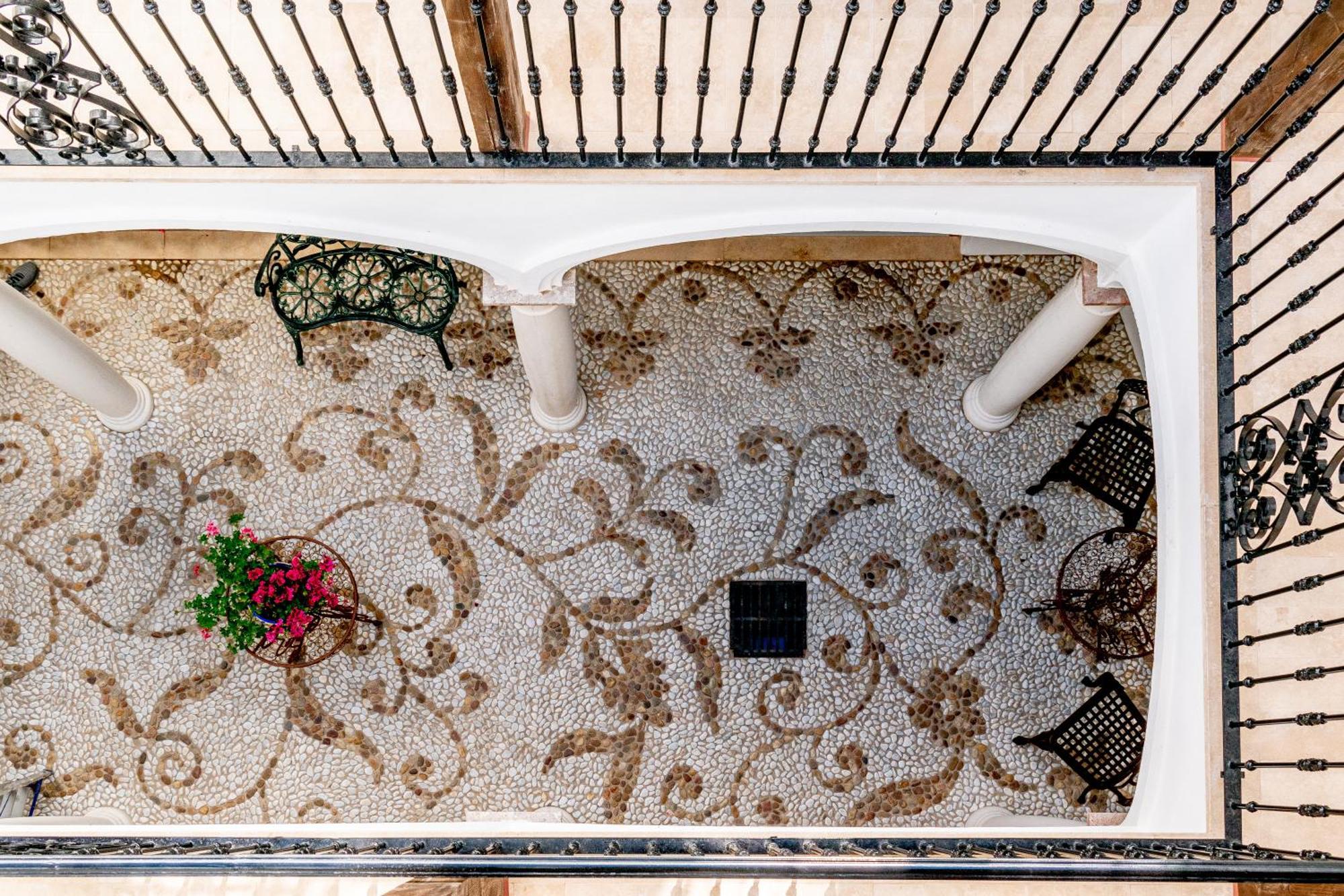 Casa Del Patio - Boutique Apartments (Adults Only) Estepona Ngoại thất bức ảnh