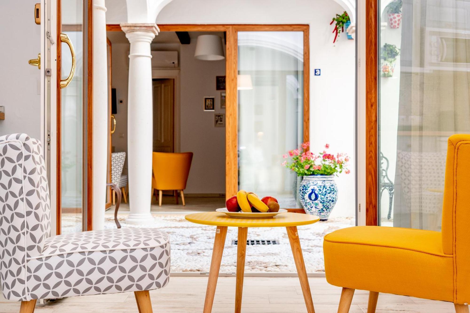 Casa Del Patio - Boutique Apartments (Adults Only) Estepona Ngoại thất bức ảnh