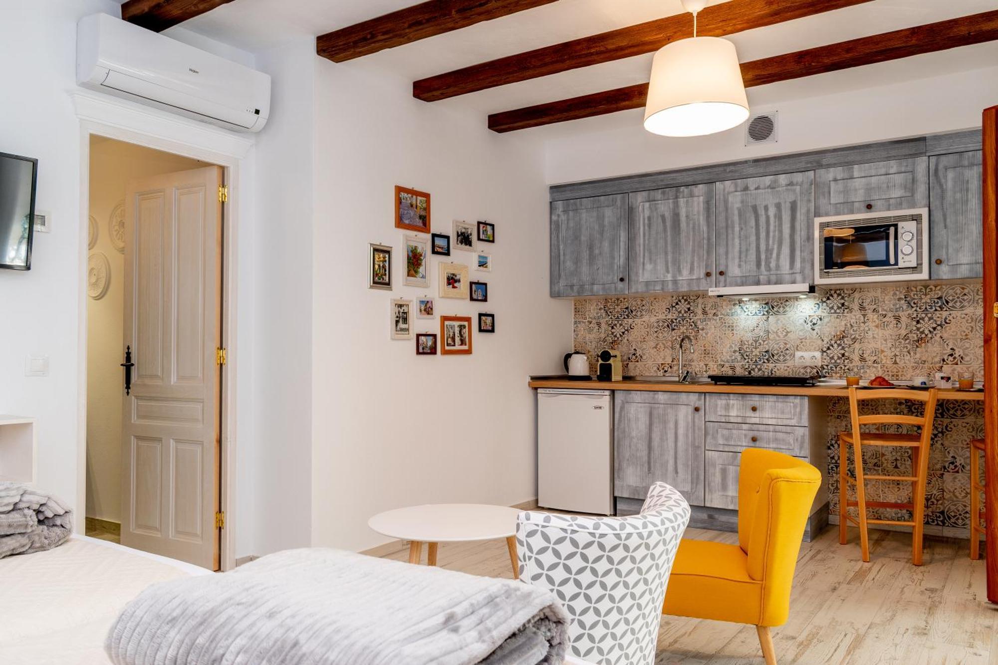 Casa Del Patio - Boutique Apartments (Adults Only) Estepona Ngoại thất bức ảnh